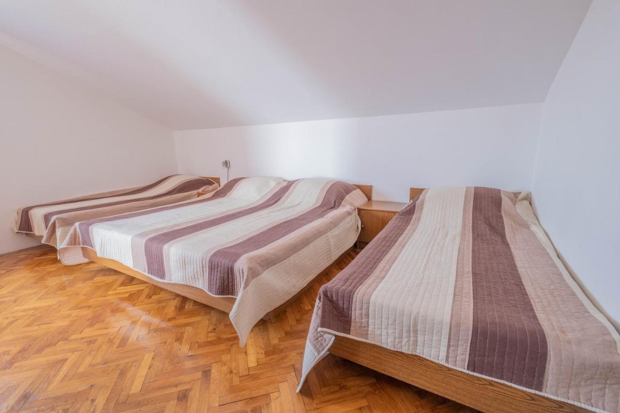 Apartmani Miskic Jadranovo Eksteriør billede